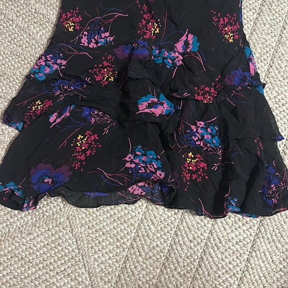 Floral silk skirt - Picture 2 of 4